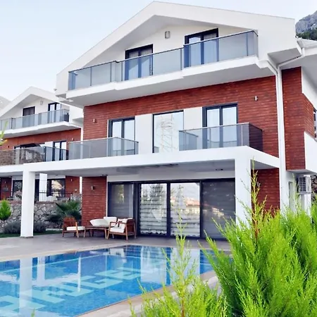 Prestige E - 4 Bedroom Private In Ovacik Vila