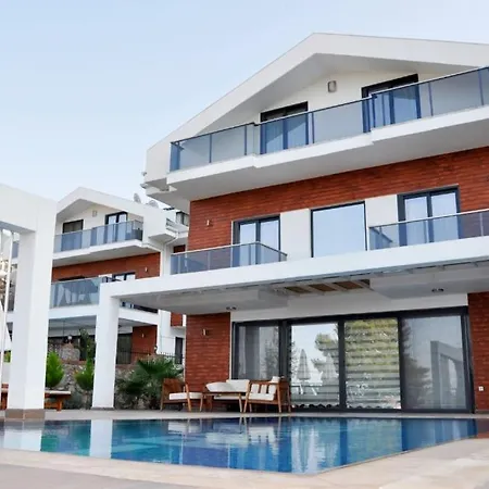 Prestige E - 4 Bedroom Private In Ovacik Villa