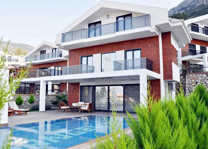 Prestige E - 4 Bedroom Private In Ovacik Vila